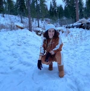 Meet your Posher, Cameron